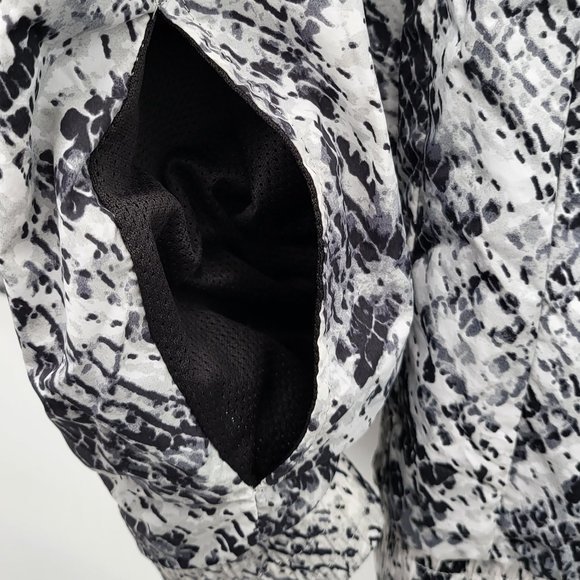 Pink VICTORIAS SECRET Windbreaker Jacket Snakeskin Print Womens Medium Hooded - Picture 4 of 5